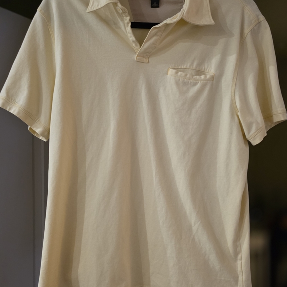 Banana Republic Light Yellow Polo Shirt - Picture 1 of 3